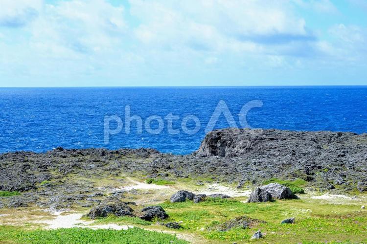 沖縄・波照間島の日本最南端の海岸 波照間島,日本最南端,海岸の写真素材