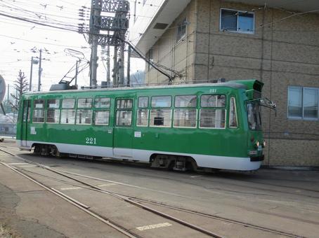 Freshly painted 221, JPG Freshly painted 221, JPG