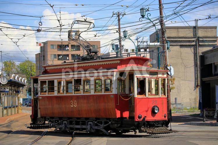 箱館ハイカラ號 箱館ハイカラ號,路面電車,函館市電の写真素材