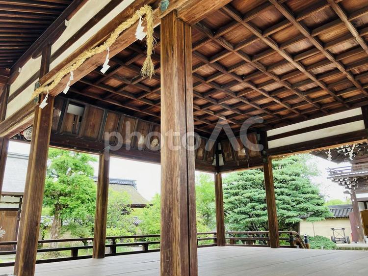 梅宮大社　拝殿 梅宮大社,京都府京都市,左京区の写真素材