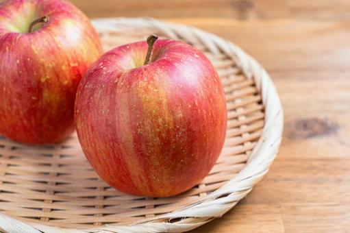 りんご 早生ふじ りんご 早生ふじ りんご,早生ふじ,林檎の写真素材