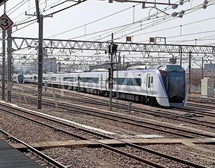 松本車両センターで休むＥ３５３系 鉄道,jr,jr東日本の写真素材