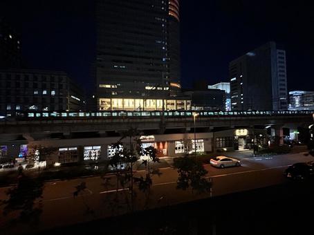 夜の電車 夜の電車 電車,夜景,風景の写真素材