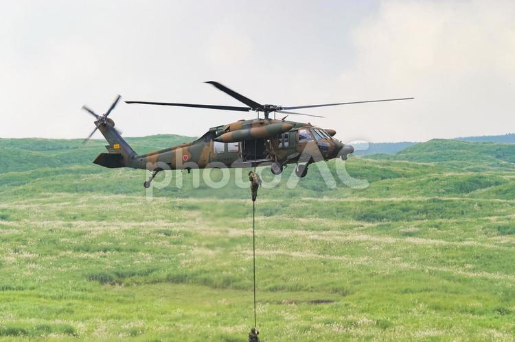 訓練展示中の陸上自衛隊 UH-60JA 陸上自衛隊,自衛隊,ミリタリーの写真素材