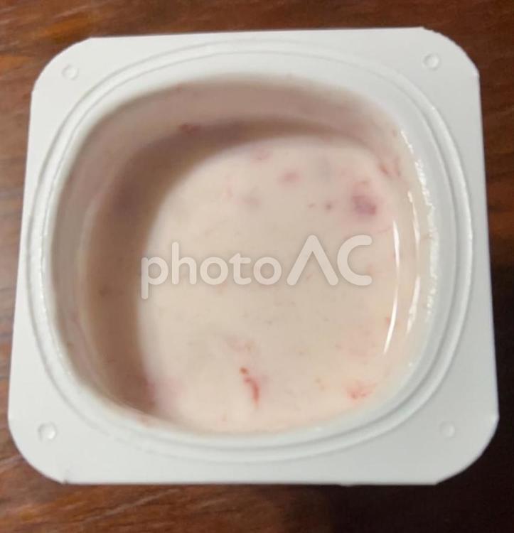 R7.07.31  食後のヨーグルト ヨーグルト,ビビタス,おいしいの写真素材