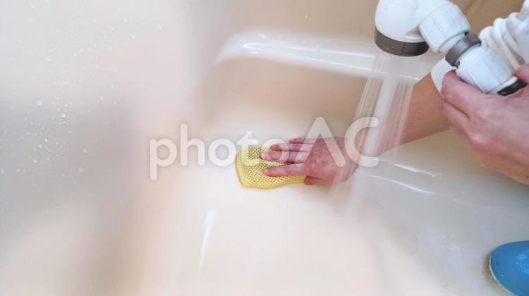 風呂掃除のイメージ 浴槽,掃除,風呂の写真素材