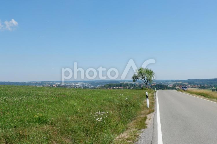ドイツの田舎の道路 道路,田舎,ドイツの道路の写真素材