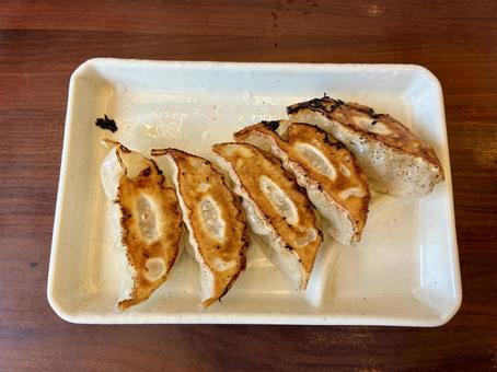 餃子 餃子,中華料理,焼餃子の写真素材