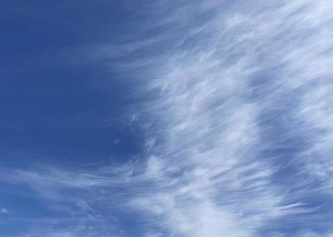 青い空と雲 空,空背景,空素材の写真素材