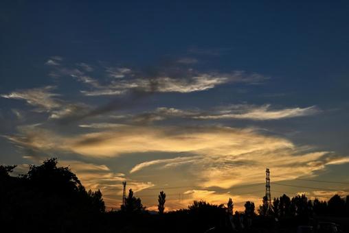 夕焼け 2025/8/13 夕焼け 2025/8/13 夕焼け,夕暮れ,夕方の写真素材