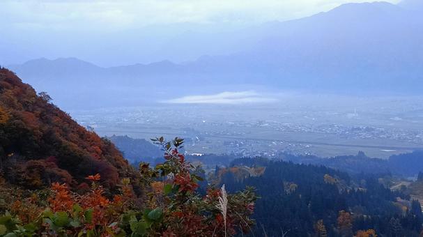 魚沼スカイラインの紅葉 紅葉,魚沼スカイライン,秋の写真素材