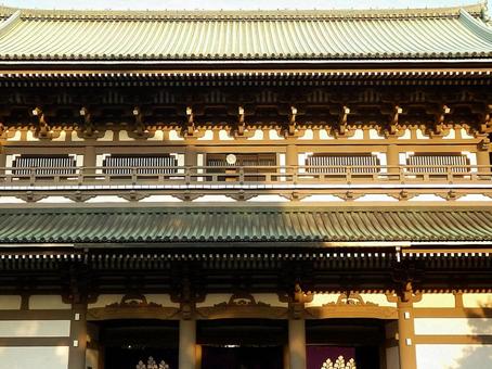 【風景写真】曹洞宗大本山總持寺の風景 【風景写真】曹洞宗大本山總持寺の風景 總持寺,諸嶽山,曹洞宗の写真素材