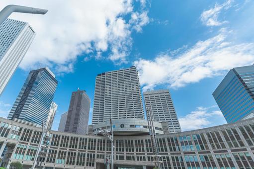東京都議会議事堂と西新宿の高層ビル群 西新宿,東京都庁,東京都議会議事堂の写真素材