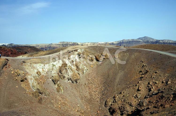 ギリシャ　サントリーニ島　火山島ネアカメニの風景 ギリシャ,サントリーニ島,サントリーニの写真素材