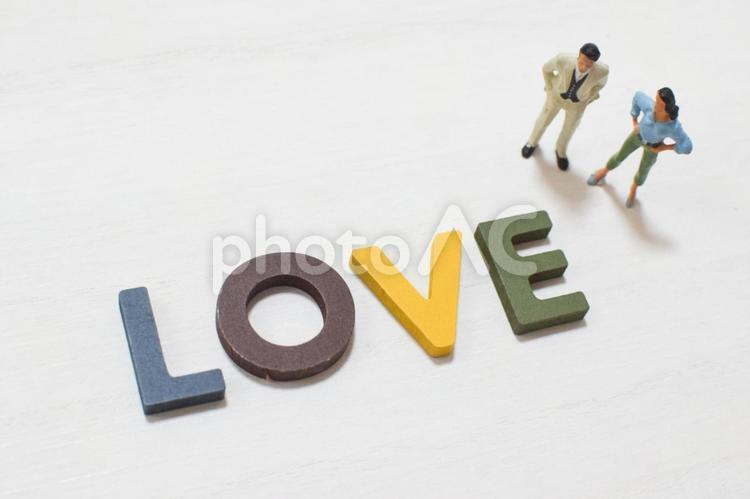 LOVEの文字と男女② love,愛,文字の写真素材