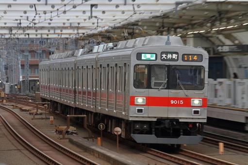 東急大井町線、9000系、9015編成 東急,大井町線,9000系の写真素材