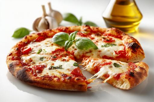 焼きたて熱々、伝統的なマルゲリータピザ 焼きたて熱々、伝統的なマルゲリータピザの写真