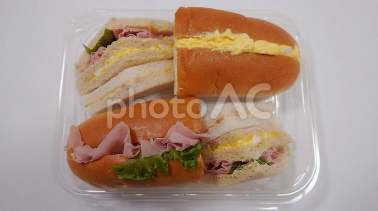 サンドウィッチ詰め合わせのテイクアウト サンドウィッチ,サンドイッチ,パンの写真素材