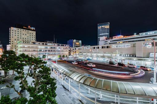 夜の静岡駅南ロータリー 夜の静岡駅南ロータリー 静岡駅,静岡,ロータリーの写真素材
