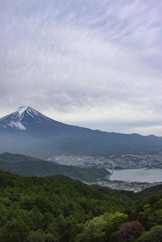 富士山と山梨県河口湖周辺の街並み 富士山,河口湖町,河口の写真素材