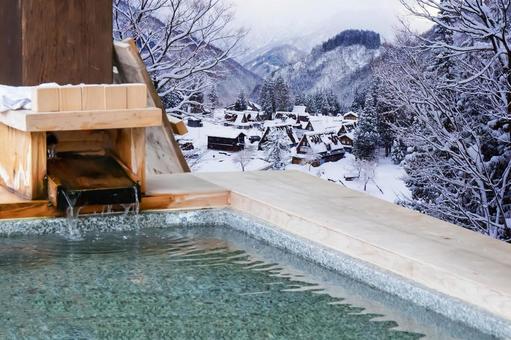 Open-air bath in the snow Open-air bath in the snow