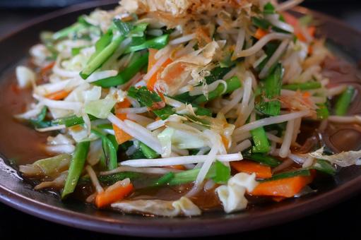Stir-fried vegetables with pork from a yakiniku restaurant, JPG Stir-fried vegetables with pork from a yakiniku restaurant, JPG