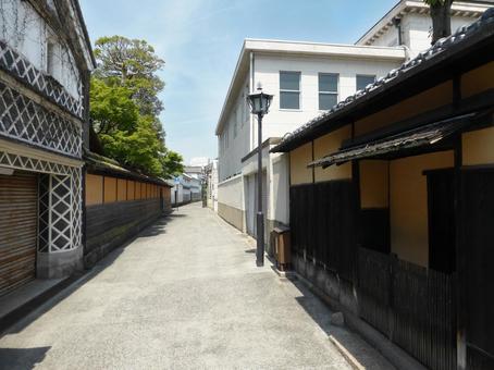 倉敷美観地区 ナマコ壁の裏道 倉敷美観地区 ナマコ壁の裏道の写真