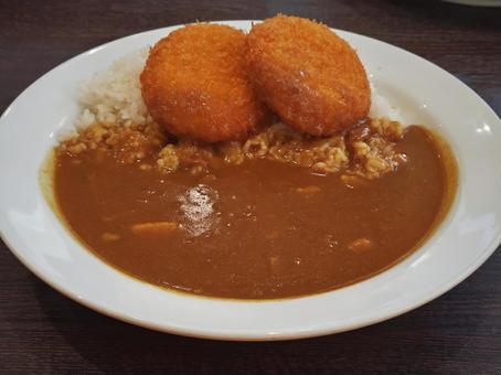 カレー屋さんのカニクリームコロッケカレー カレー屋さんのカニクリームコロッケカレーの写真