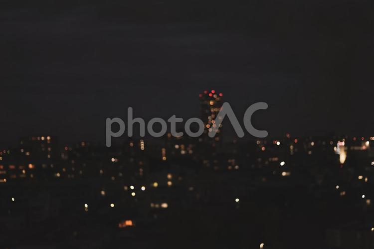 夜の街の光（ボケた光） 光,ピンぼけ,イルミネーションの写真素材