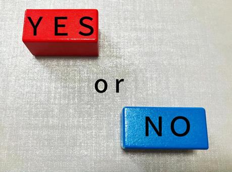 赤と青で表した「yes」or「no」 赤と青で表した「yes」or「no」 yes,no,はいの写真素材