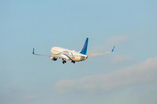 最後の光に照らされて 最後の光に照らされて 飛行機,航空機,旅客機の写真素材