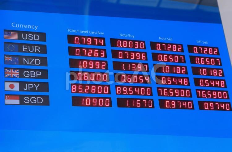 オーストラリアドルの両替レートの看板 オーストラリア,ドル,両替の写真素材