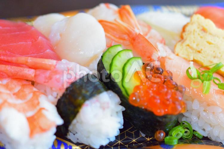 握り寿司 握り寿司,寿司,スーパーのお寿司の写真素材
