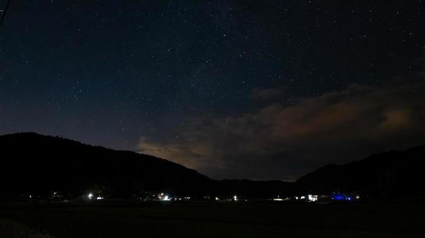 雲間から羽ばたくはくちょう座 雲間から羽ばたくはくちょう座の写真