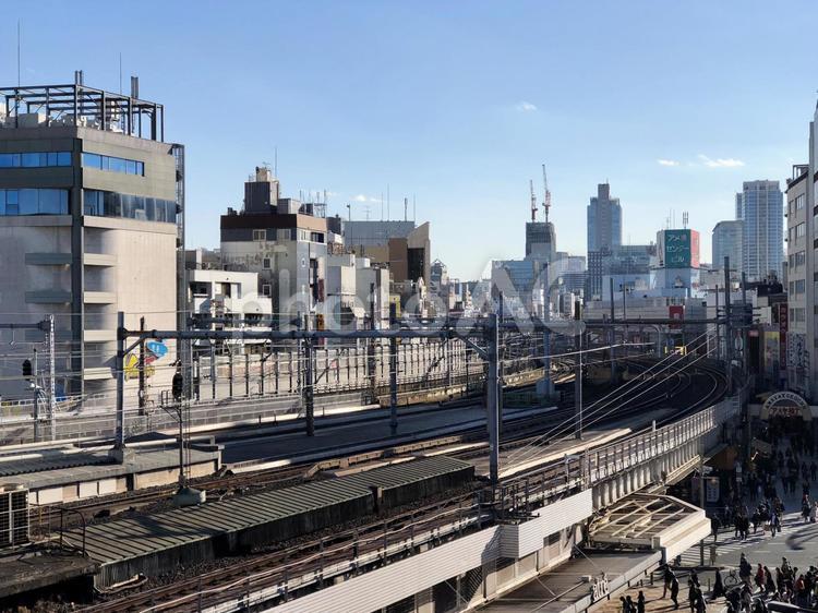 上野駅周辺の街並み 上野,街並み,街の写真素材