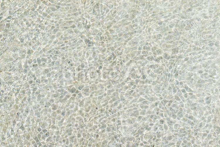 背景　砂浜と海の水面 海,背景,砂浜の写真素材