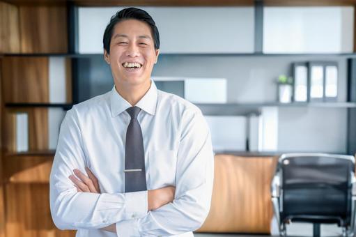 笑顔のビジネスマン 笑顔のビジネスマン ビジネス,男性,会社員の写真素材