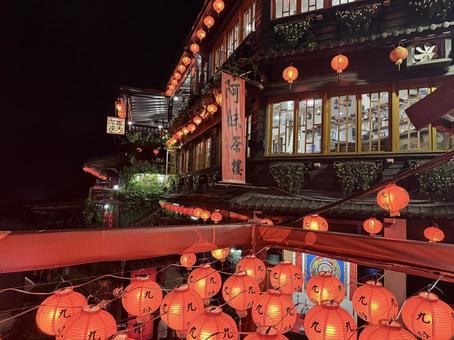 九份の提灯が灯る夜の街並み 九份,台湾,観光の写真素材