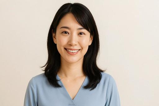 笑顔の日本の若い女性・ナチュラルメイク 笑顔の日本の若い女性・ナチュラルメイクの写真