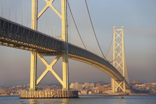 雄大な明石大橋 雄大な明石大橋 明石大橋,明石海峡大橋,明石の写真素材
