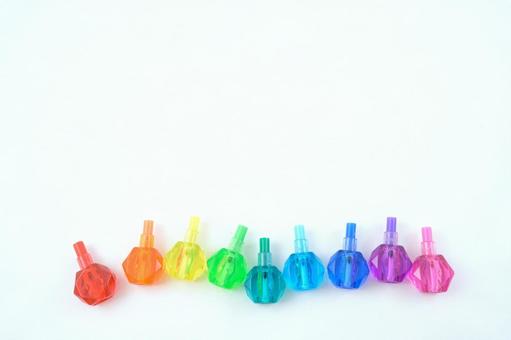 整列したミニチュアボトル_3 整列したミニチュアボトル_3 ミニチュアボトル,色鉛筆,色えんぴつの写真素材