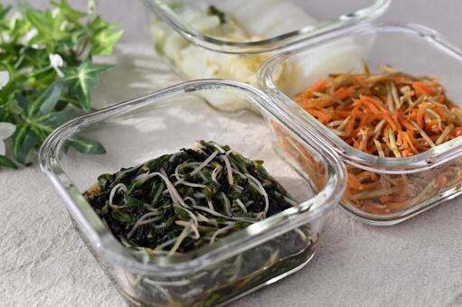 作り置きおかず 作り置き,おかず,副菜の写真素材