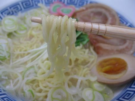 ラーメン 麺類 ラーメン 麺類の写真