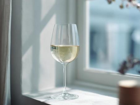 白ワインのある日常 白ワインのある日常の写真