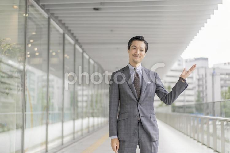 ビジネス　男性　スーツ ビジネス,男性,ビジネスマンの写真素材