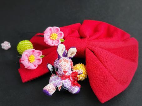 ちりめん細工の小物と髪飾り ぼかし強め ちりめん細工の小物と髪飾り ぼかし強め ちりめん細工,つまみ細工,髪飾りの写真素材