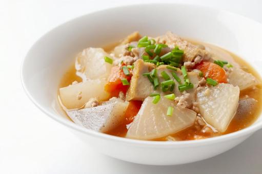 根菜と厚揚げの煮物 根菜と厚揚げの煮物,煮物,根菜の写真素材