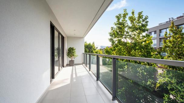 マンションのベランダ02 マンションのベランダ02の写真