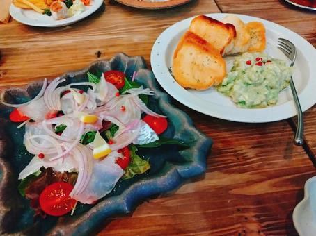 カルパッチョとブルスケッタ カルパッチョ,ブルスケッタ,おつまみの写真素材