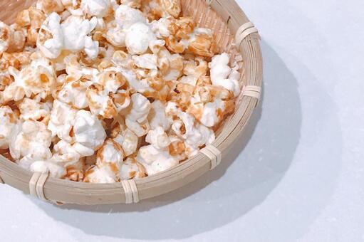 ポップコーン ポップコーン,サクサク感,芳ばしいの写真素材